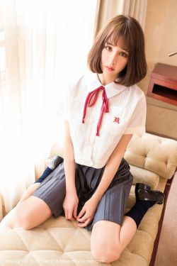 双胞胎姐妹花